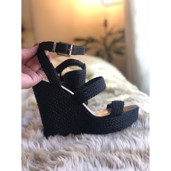 Vince Camuto Wedges - Picture 1 of 5